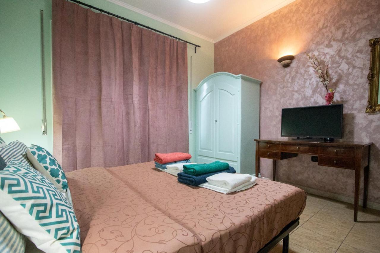 B&B Colorful Suite Yard Рим Екстер'єр фото