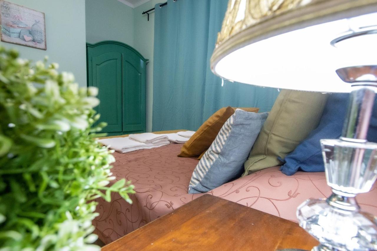 B&B Colorful Suite Yard Рим Екстер'єр фото
