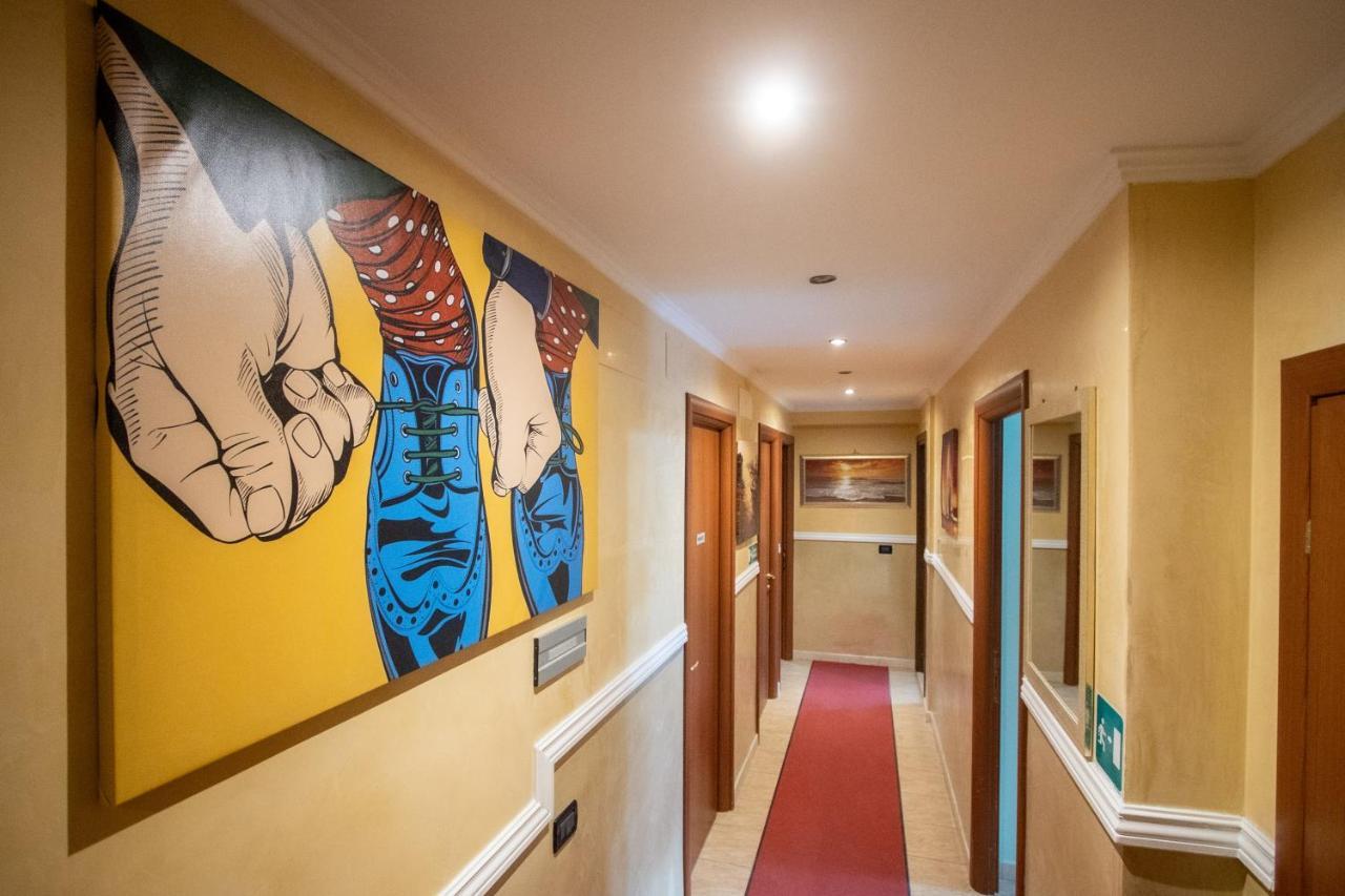 B&B Colorful Suite Yard Рим Екстер'єр фото