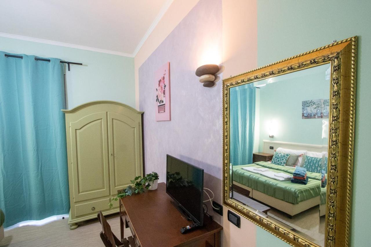 B&B Colorful Suite Yard Рим Екстер'єр фото